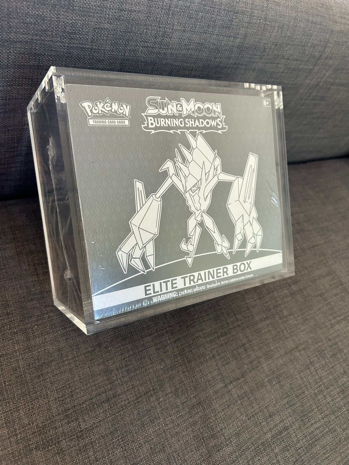 Burning shadows ETB, Ophalen of Verzenden, Zo goed als nieuw
