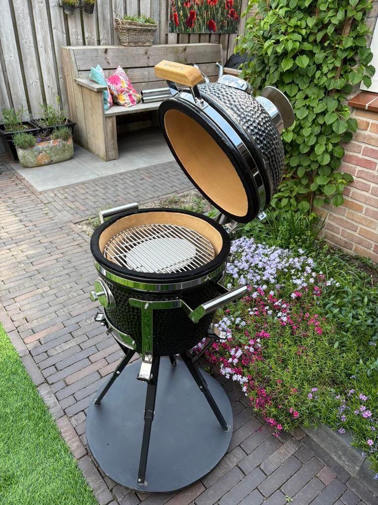 Yakiniku Compact Kamado 33 cm, Ophalen, Zo goed als nieuw, Met accessoires