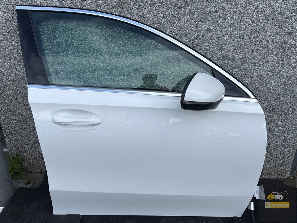Mercedes A Klasse W177 Links Voor portier origineel