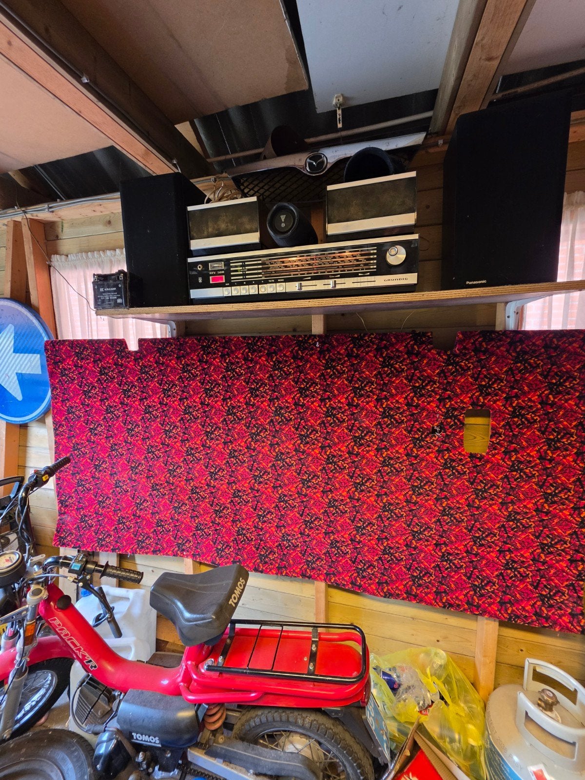 Scania R Achterwand Rood Pluche, Ophalen of Verzenden
