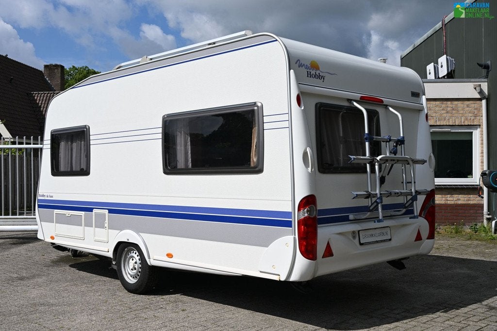 Hobby De Luxe 440 SF |Bank airco|Mover, Caravans en Kamperen, Caravans, Overige typen, Hobby, Bedrijf, Tot en met 3