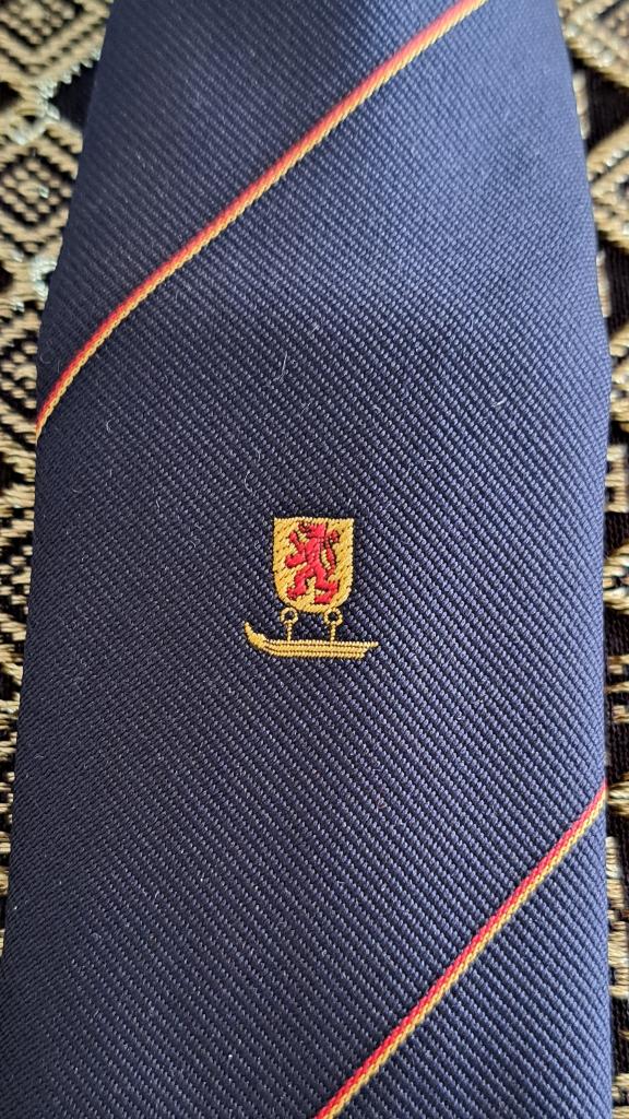 KNSB Gewest Zuid-Holland stropdas Schaats Bond, Ophalen of Verzenden, Nieuw, Gebruiksvoorwerp
