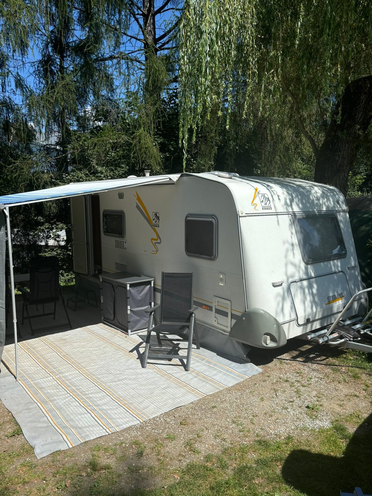 Familie caravan Knaus Sudwind 500 stapelbed, Ophalen, Gebruikt