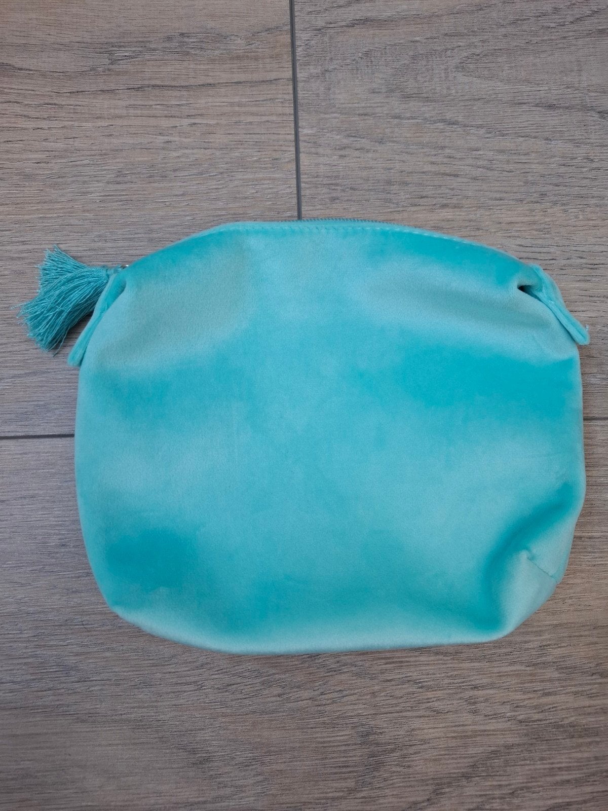 Douglas turquoise toilettas, Ophalen of Verzenden, Zo goed als nieuw, Blauw
