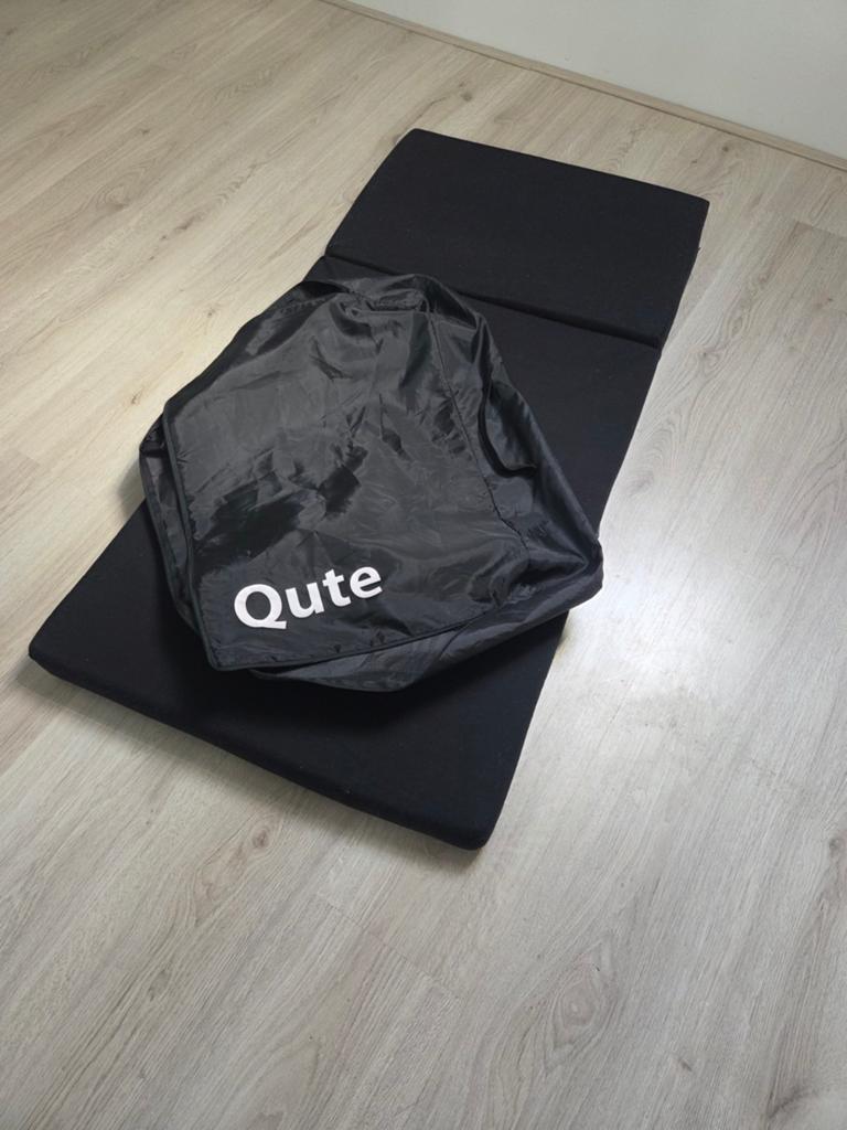 Qute opvouwbaar matras 120x60x3 cm met draagtas, Ophalen, Gebruikt