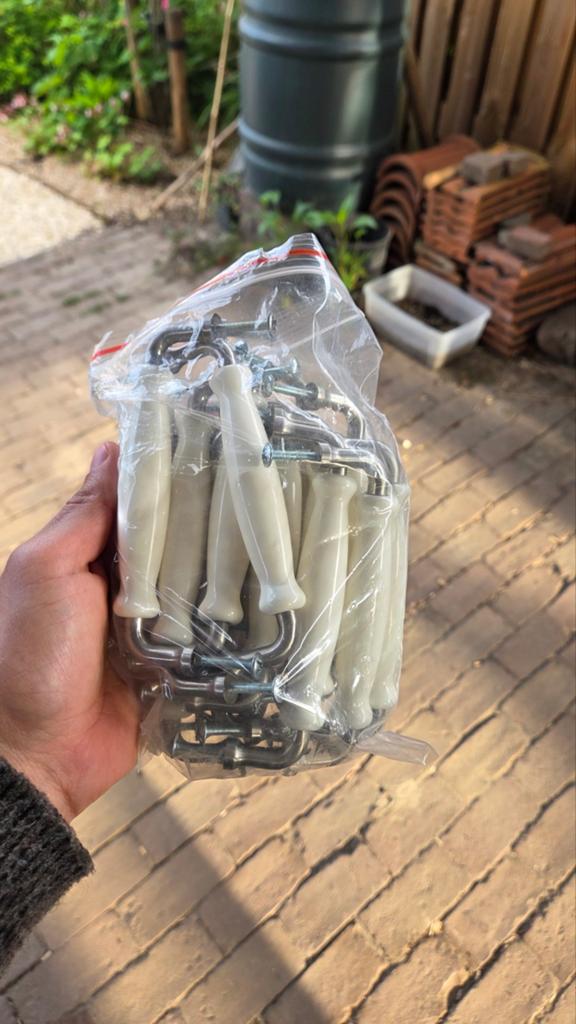 15 Keukengreepjes - Crème/Wit met Metaal, Overige typen, Nieuw, Ophalen of Verzenden, Metaal