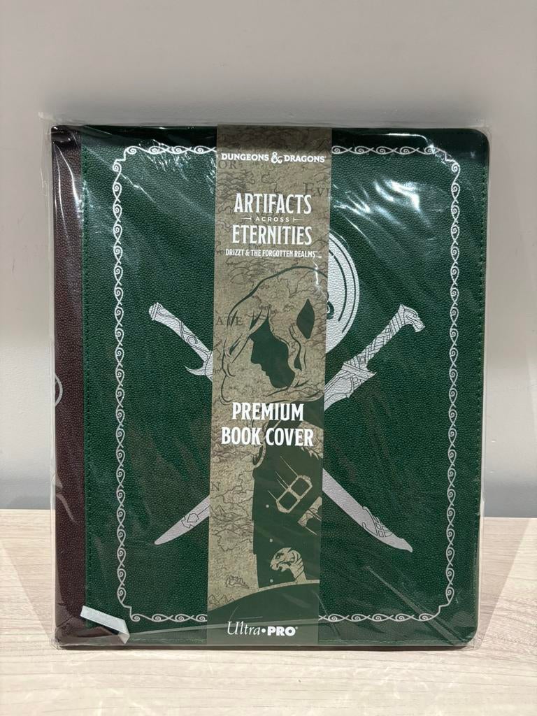 Ultra Pro D&D Artifacts Eternities Premium Book Cover Drizzt, Ophalen of Verzenden, Zo goed als nieuw, Foil