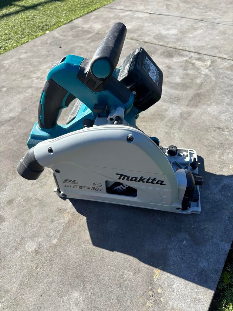 Makita Zaag (Cirkelzaag) incl. 2x 18V Accu, Cirkelzaag, Ophalen of Verzenden, Zo goed als nieuw, 30 tot 70 mm
