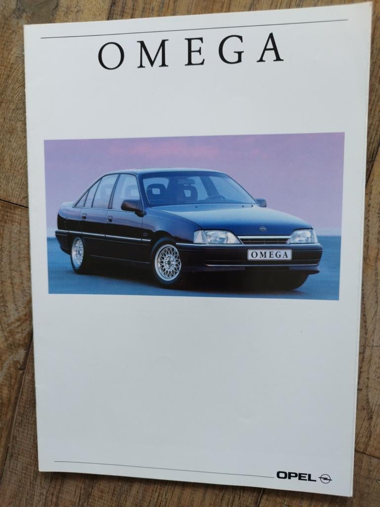 Opel Omega brochure uit 1991 - 24 pagina's, Opel, Zo goed als nieuw, Opel, Ophalen of Verzenden