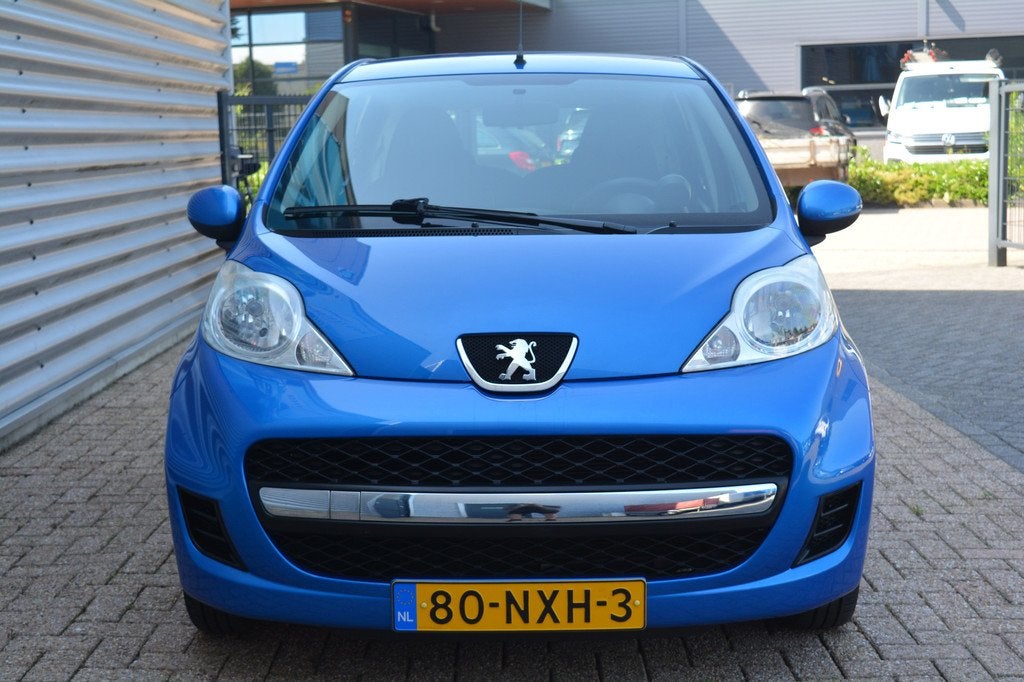Peugeot 107 1.0-12V Millesim 200 Airco/5Drs/Org NL, Auto's, Voorwielaandrijving, Euro 5, Gebruikt, Metallic lak