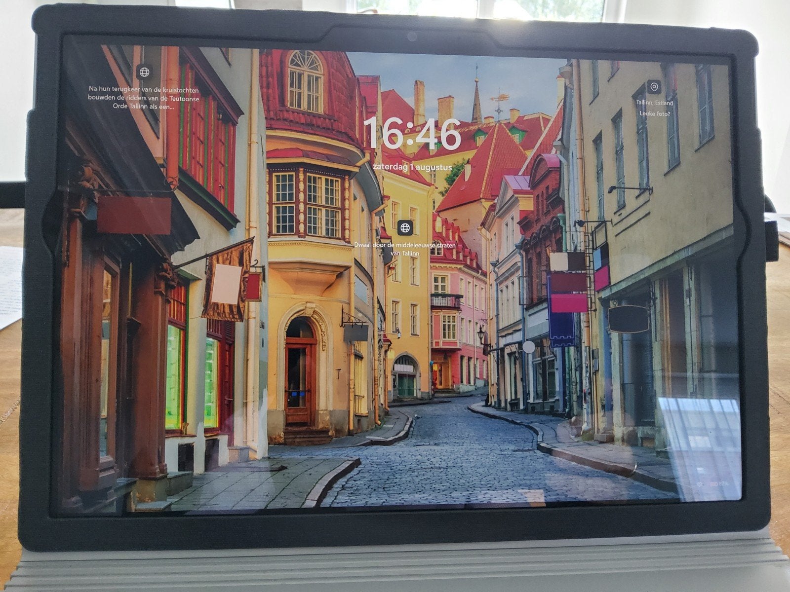 Microsoft Surface book 2, Bescherming voor- en achterkant, Ophalen of Verzenden, Suface book 2, Gebruikt