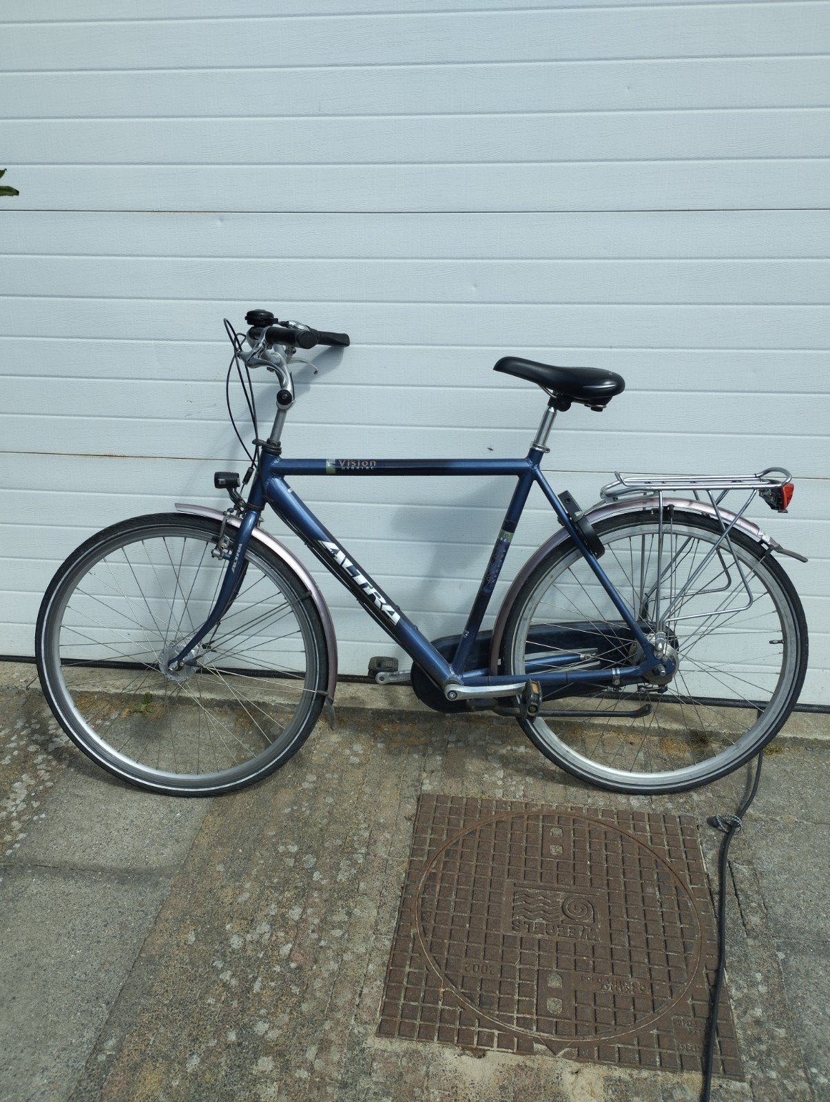 heren fiets 59 hoog en 28" wielen., Gebruikt, Versnellingen, 57 tot 61 cm, Trommelrem