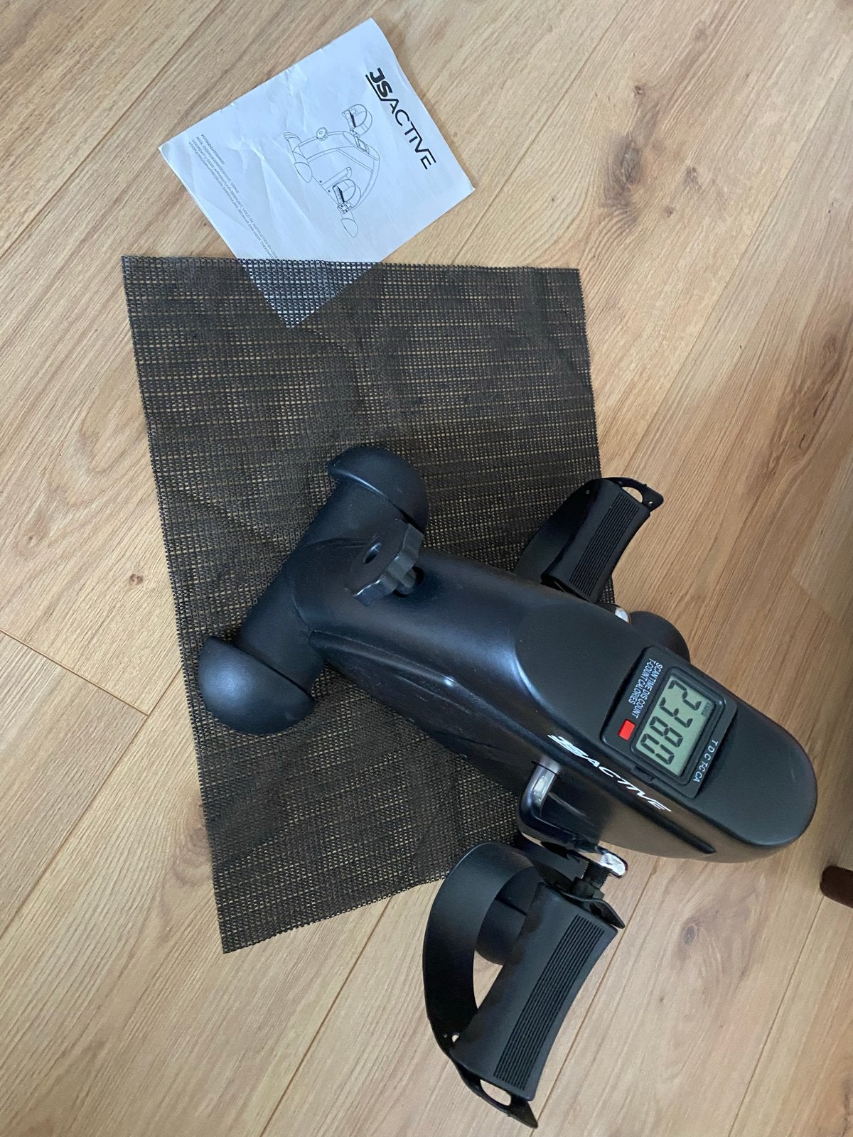 JS Active Stoelfiets - Mini hometrainer instelbare weerstand, Ophalen, Kunststof, Zo goed als nieuw, Stoelfiets