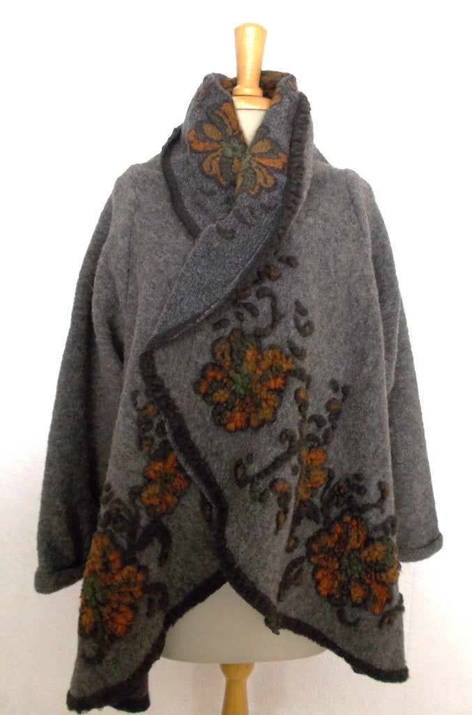Apart 80% wollen folklore vest/poncho met bloemen print! L, Verzenden, Zo goed als nieuw, Maat 42/44 (L), Bruin