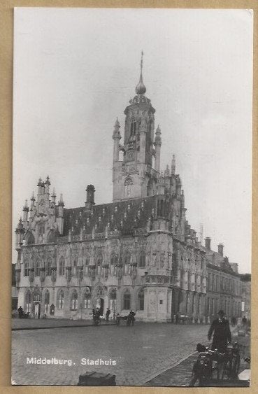 Oude ansichtkaart Stadhuis Middelburg (1948), Ophalen of Verzenden, 1940 tot 1960, Gelopen, Zeeland