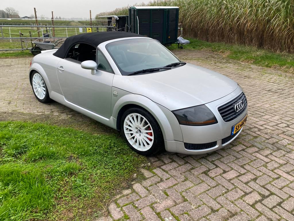 Audi tt Roadster 1.8  met hardtop performance zilver, TT, Zwart, Handgeschakeld, Particulier