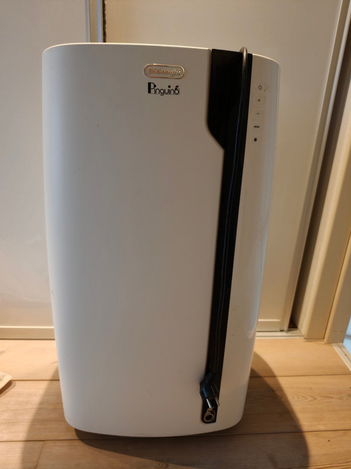 De'Longhi Pinguino PACEX100SILENT Mobiele Airco (nieuw 999), Ophalen, Gebruikt, Afstandsbediening, 100 m³ of groter