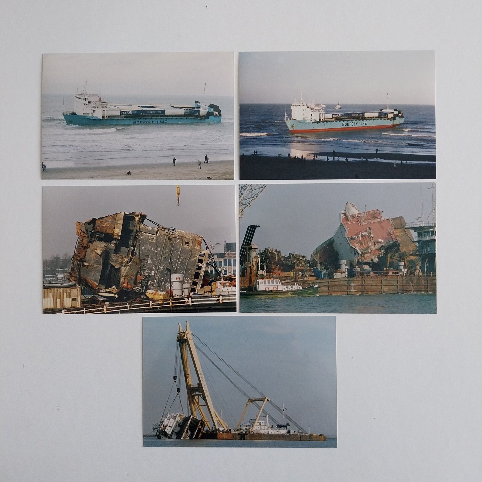 Stranding en sloop van de Maersk Yare te Scheveningen., Verzamelen, Ophalen of Verzenden