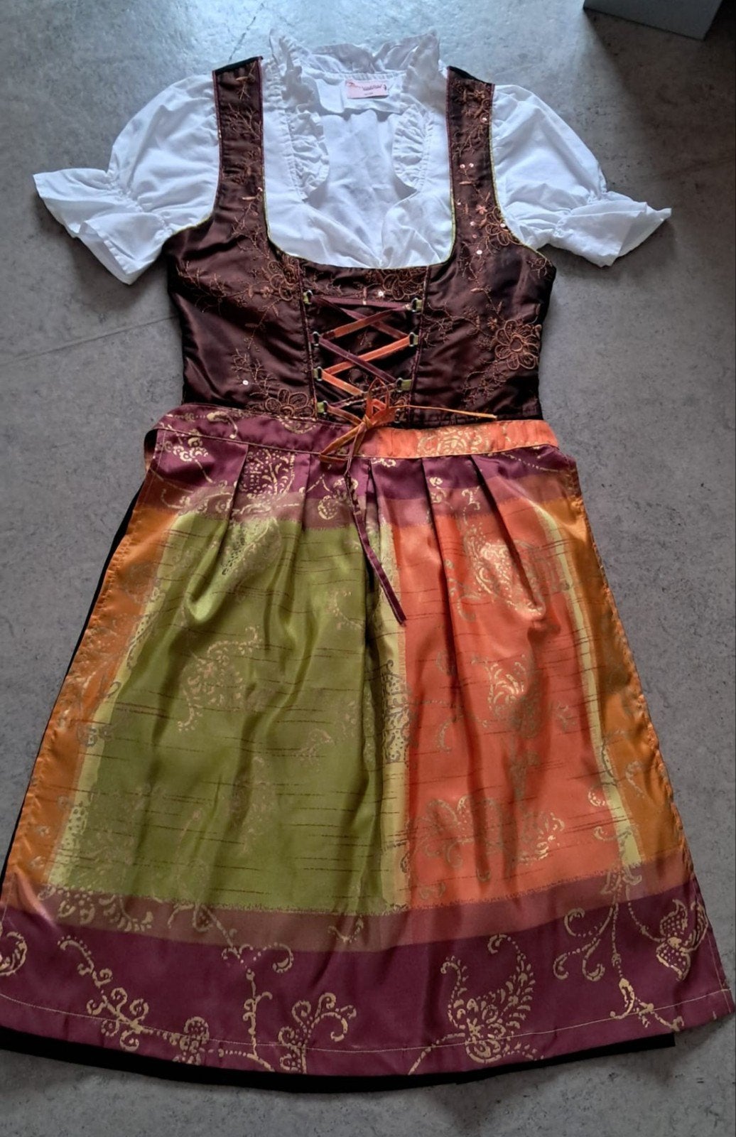 Landhaus Dirndl Jurk Maat 36 (S) - Zo goed als nieuw, Meerkleurig, Ophalen of Verzenden, Zo goed als nieuw, Maat 36 (S)