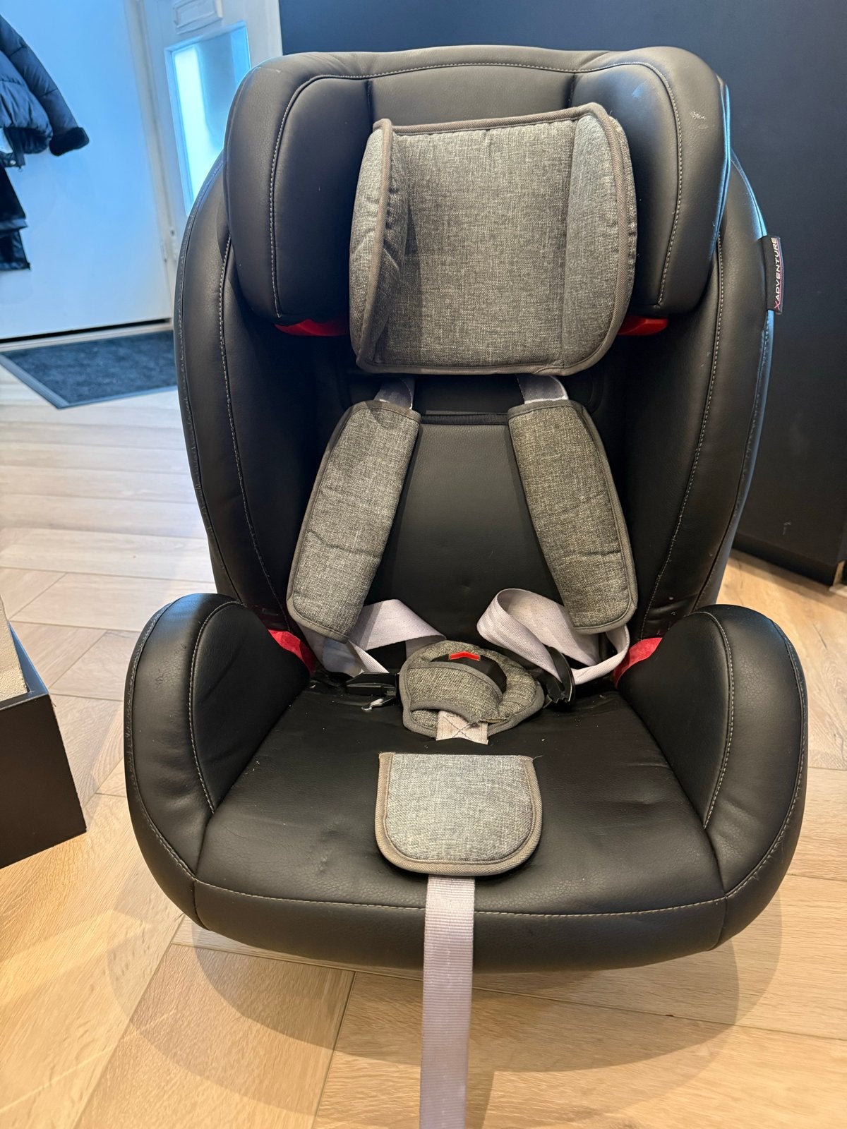 Kinderautostoel 9-36 kg - Zwart, Kinderen en Baby's, Verstelbare rugleuning, 9 t/m 36 kg, Ophalen, Overige merken