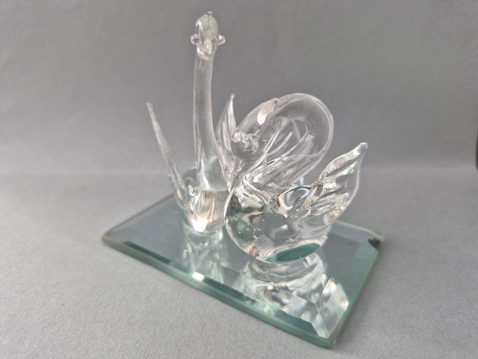 2 knobbelzwanen glas, Verzamelen, Swarovski, Ophalen, Gebruikt, Sieraad of Horloge