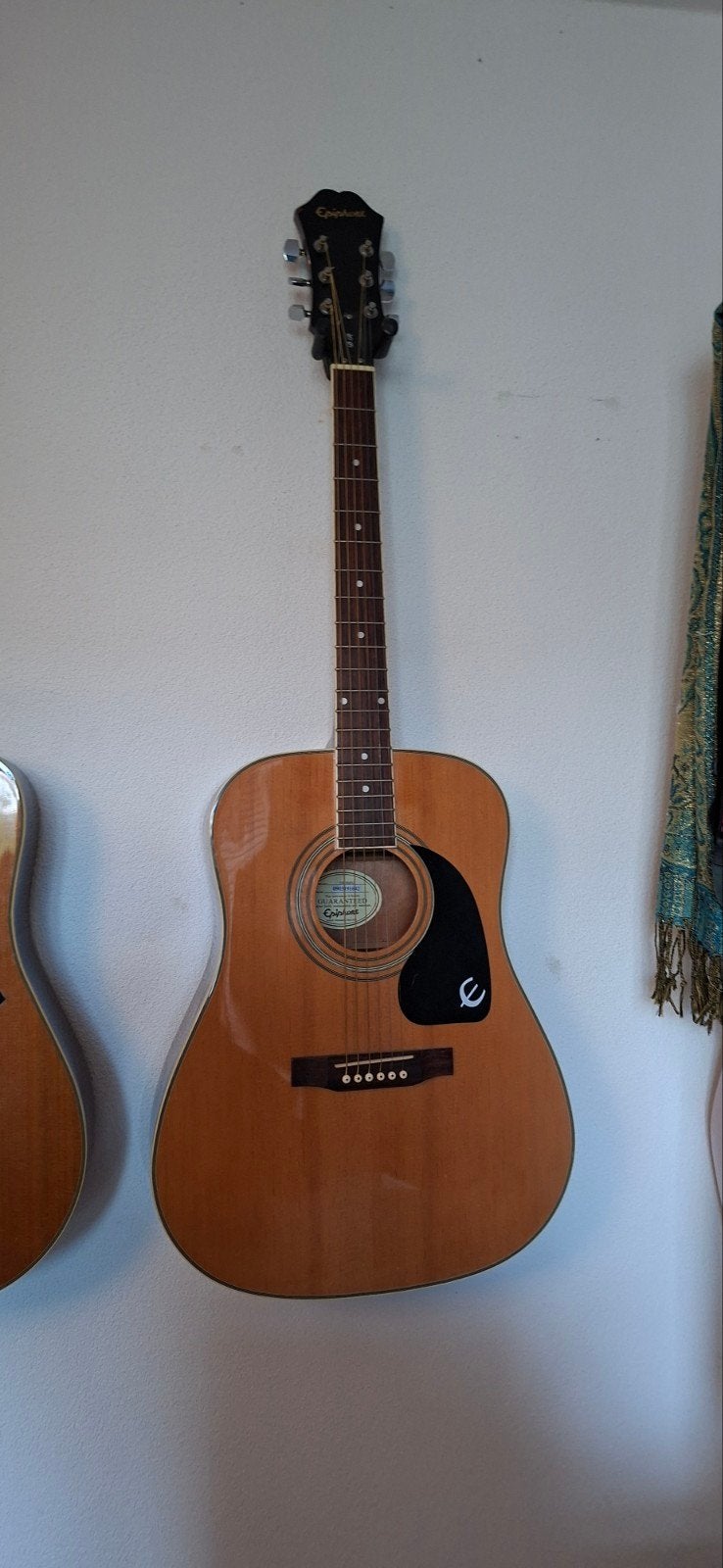 Epiphone gitaar akoestisch, Muziek en Instrumenten, Snaarinstrumenten | Gitaren | Akoestisch, Ophalen, Gebruikt, Klassieke of Spaanse gitaar