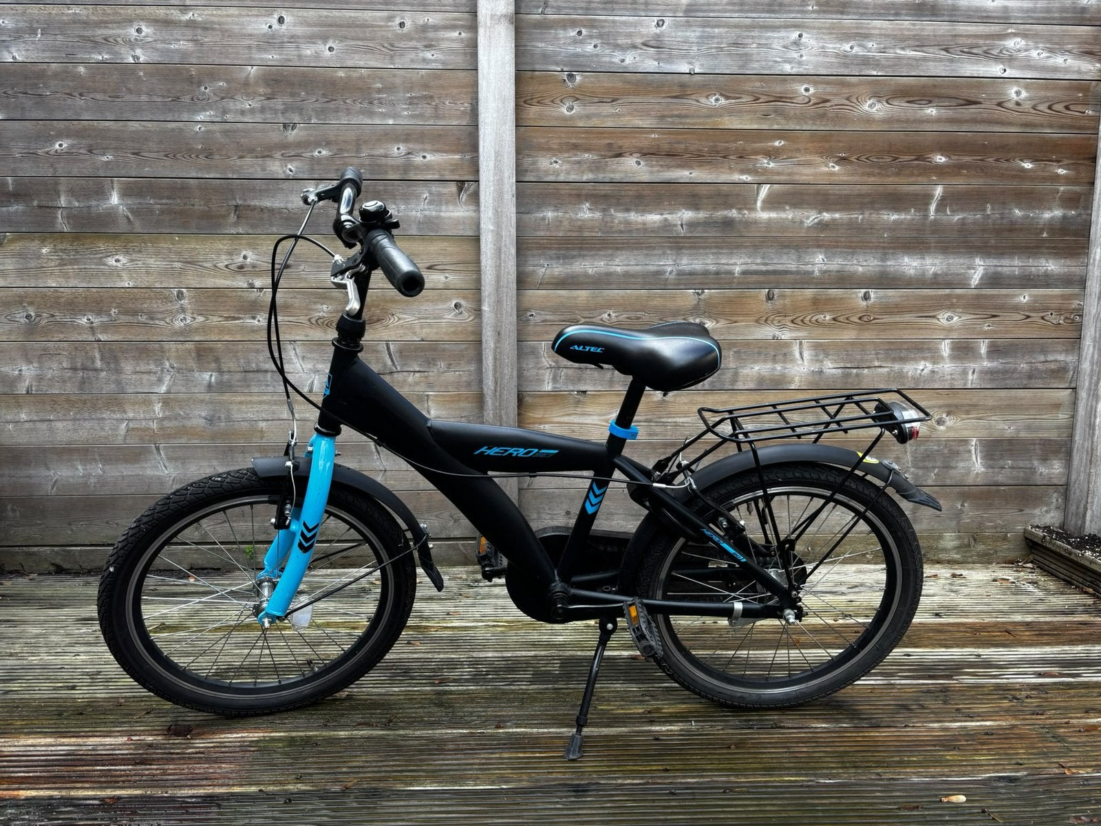Altec Hero 20 Inch Jongensfiets Deep Sky Blue, Ophalen, Zo goed als nieuw, Terugtraprem, 20 inch of meer