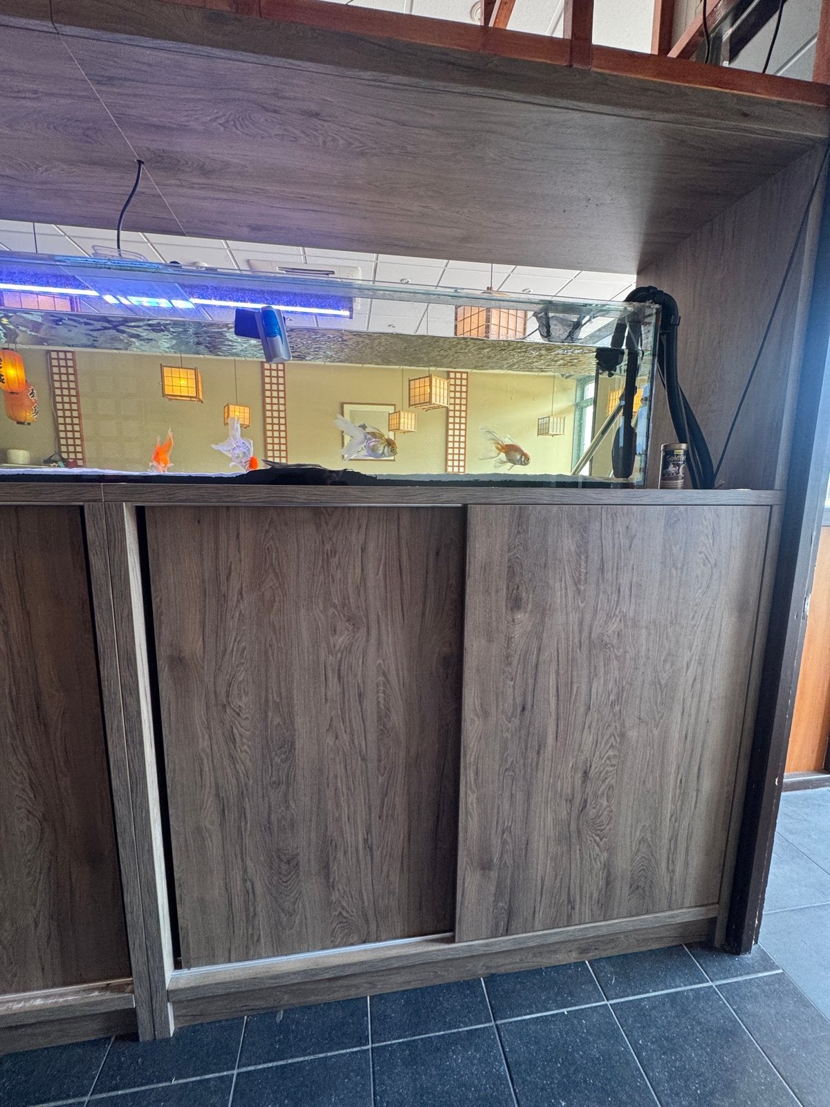 Grote kast op maat gemaakt met schuifdeuren, Ophalen, Gebruikt, 100 tot 150 cm, 200 cm of meer