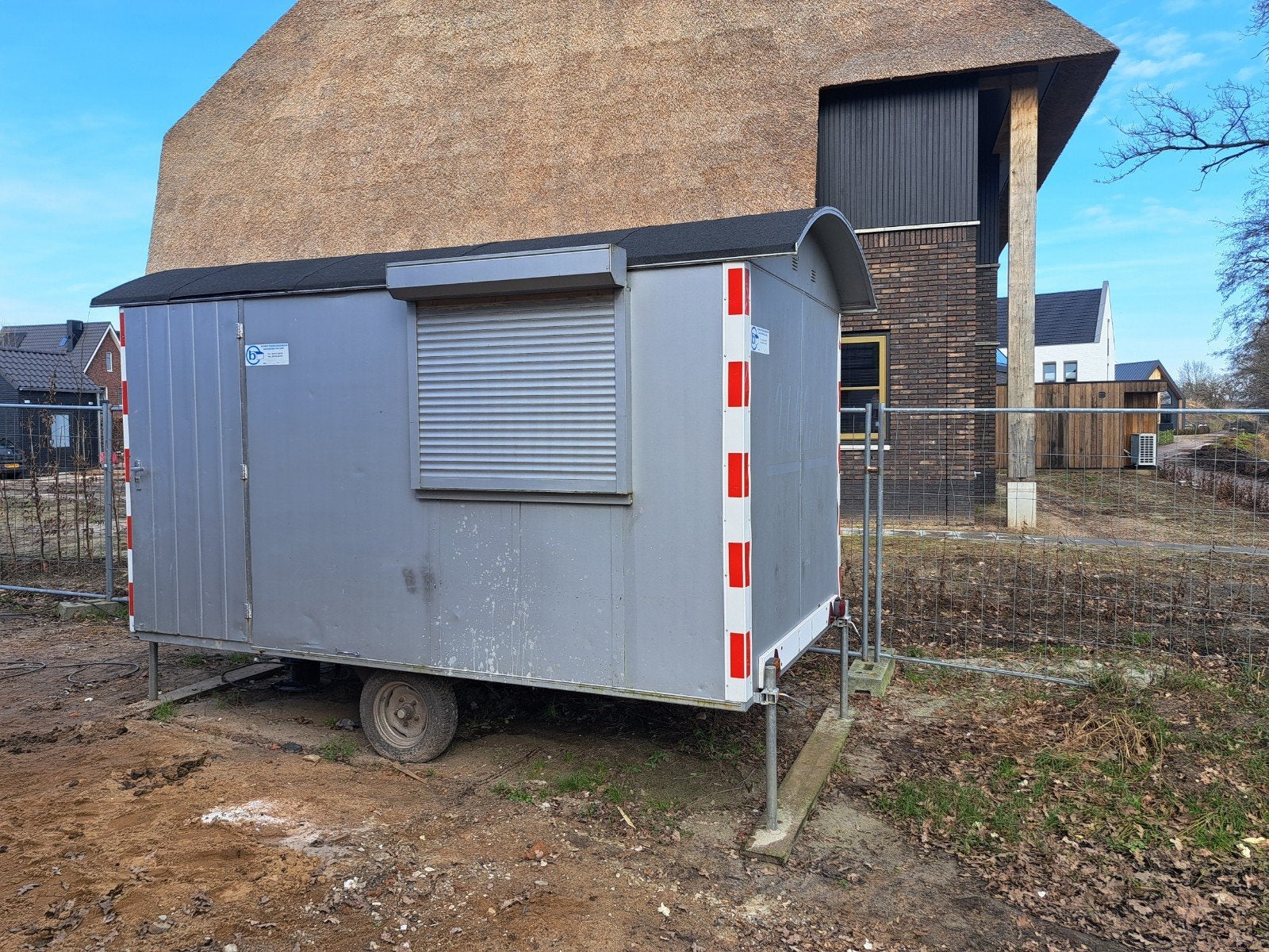 schaftkeet te huur, Ophalen