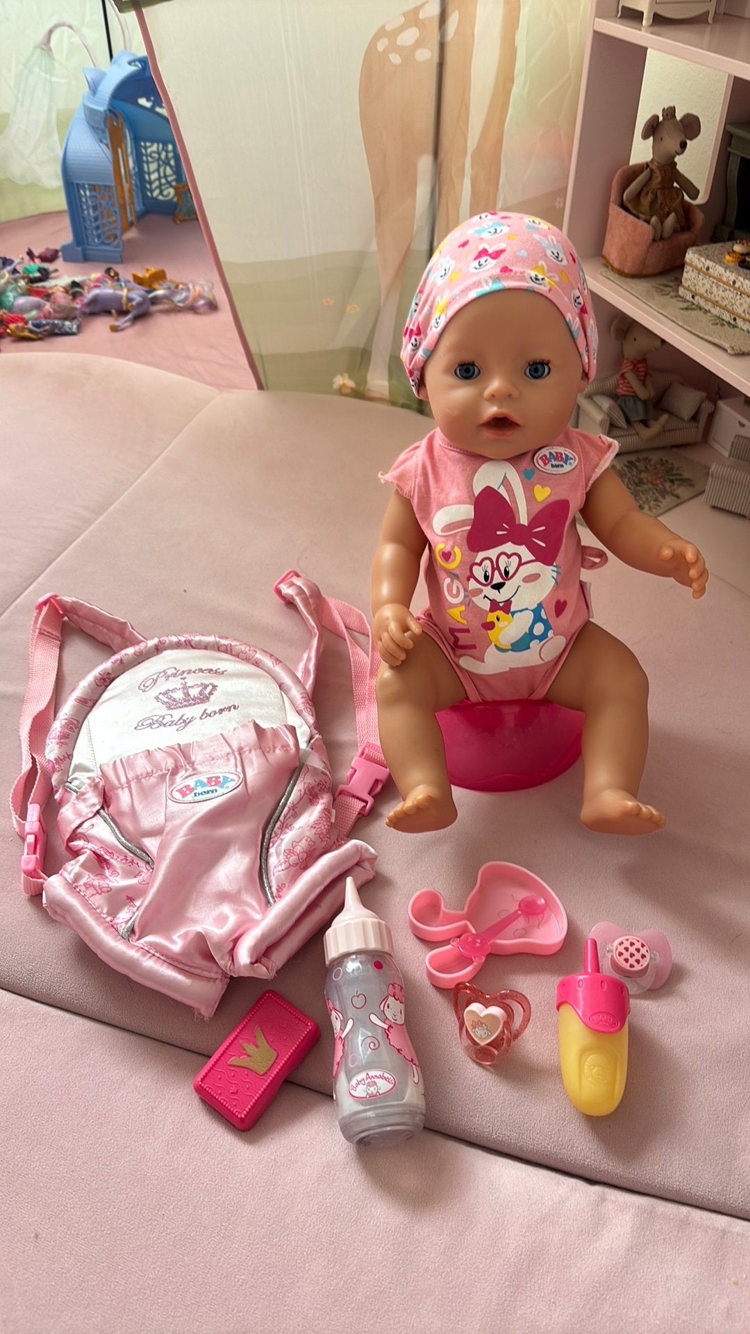 Baby born 43 cm, Kinderen en Baby's, Speelgoed | Poppen, Ophalen, Zo goed als nieuw, Babypop