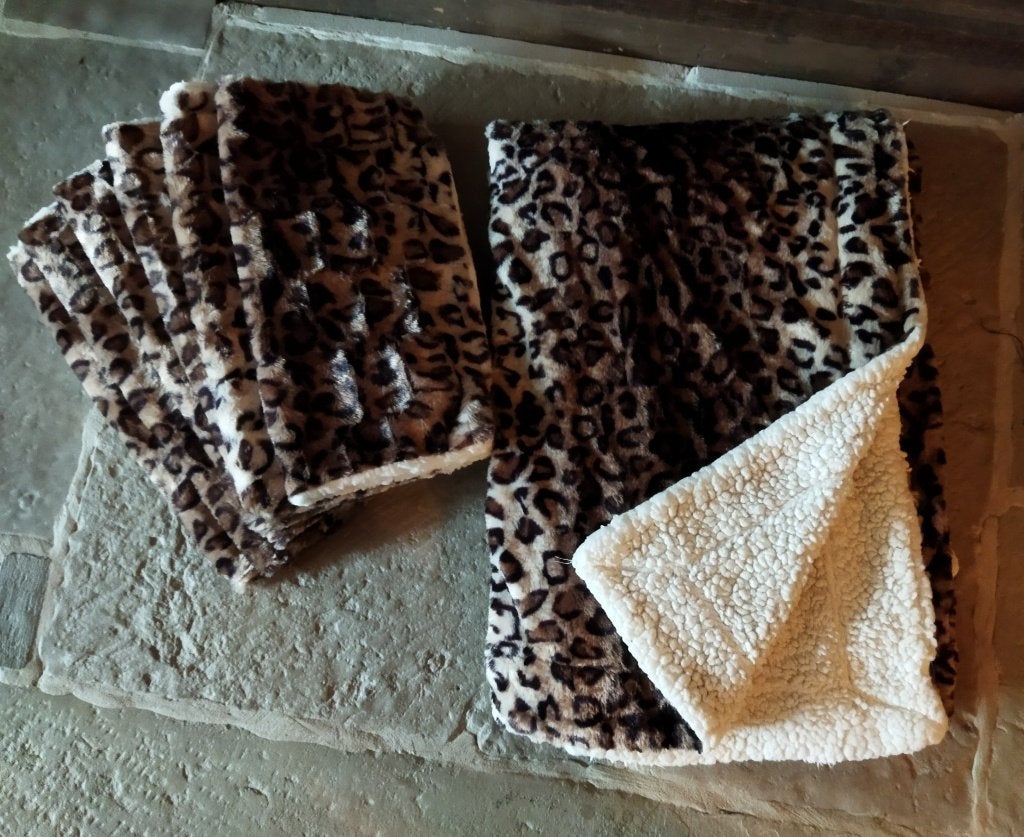 Nieuw: Velours Plaid Panter Met 6 Kussenhoezen, Woondeken, Wasbaar, Nieuw, Ophalen of Verzenden