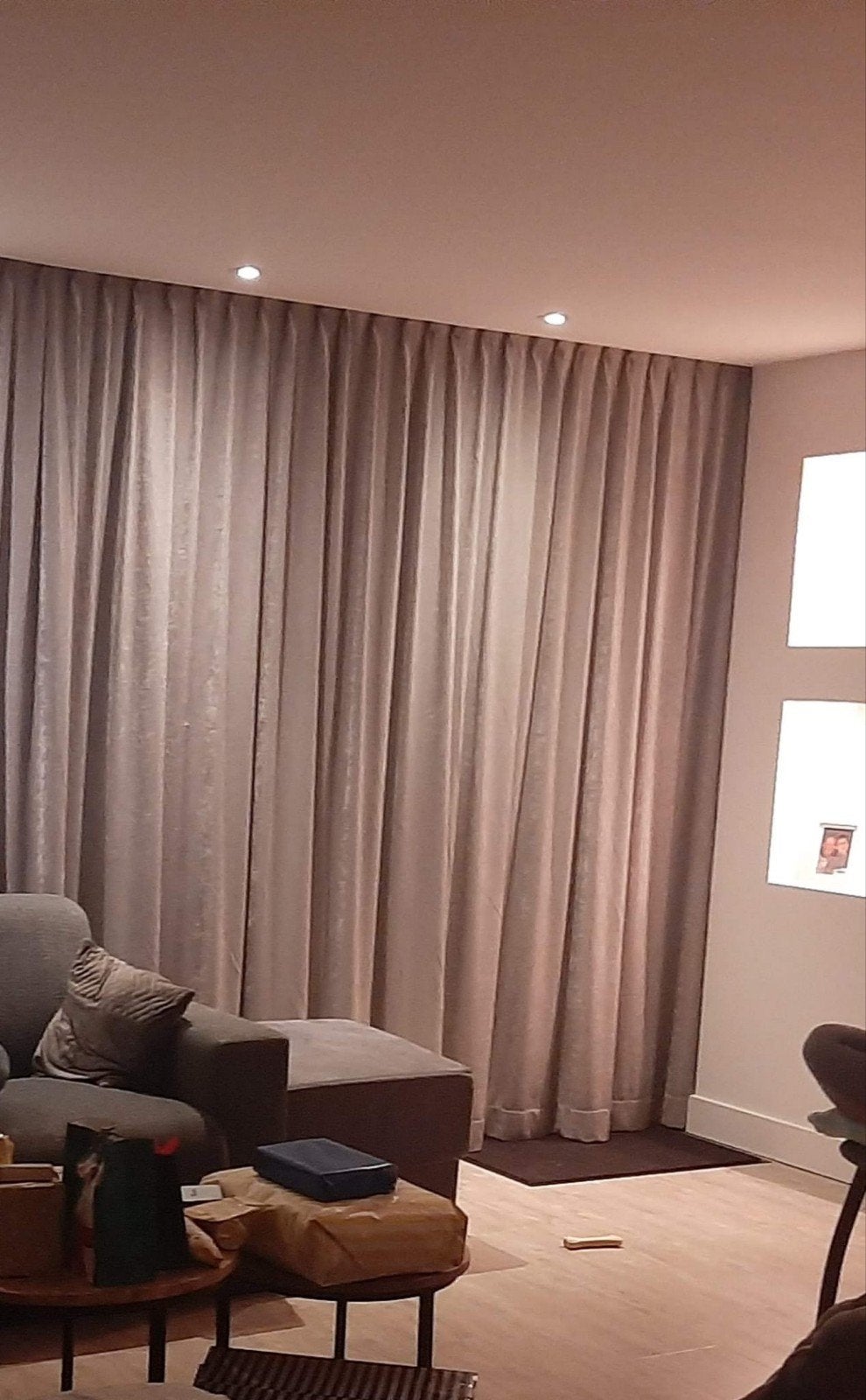 Luxe lichtgrijze overgordijnen, zo goed als nieuw, Huis en Inrichting, Stoffering | Gordijnen en Lamellen, Ophalen, Met haken