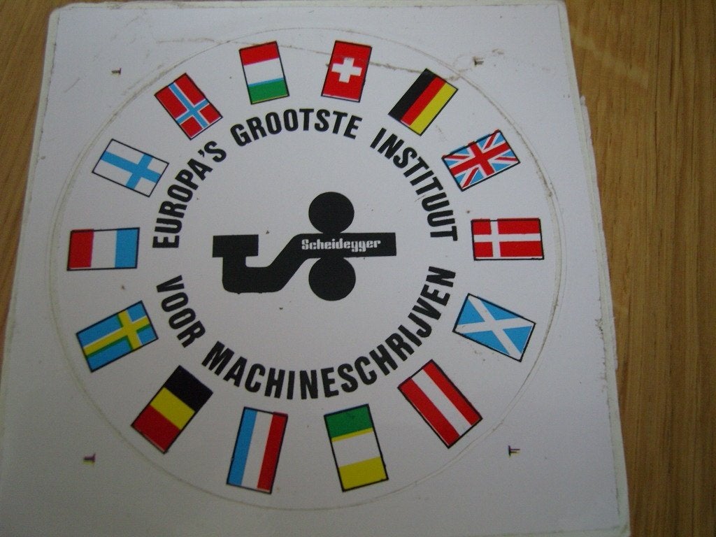 sticker Europa's grootste instituut Scheidegger voor machine, Ophalen, Zo goed als nieuw