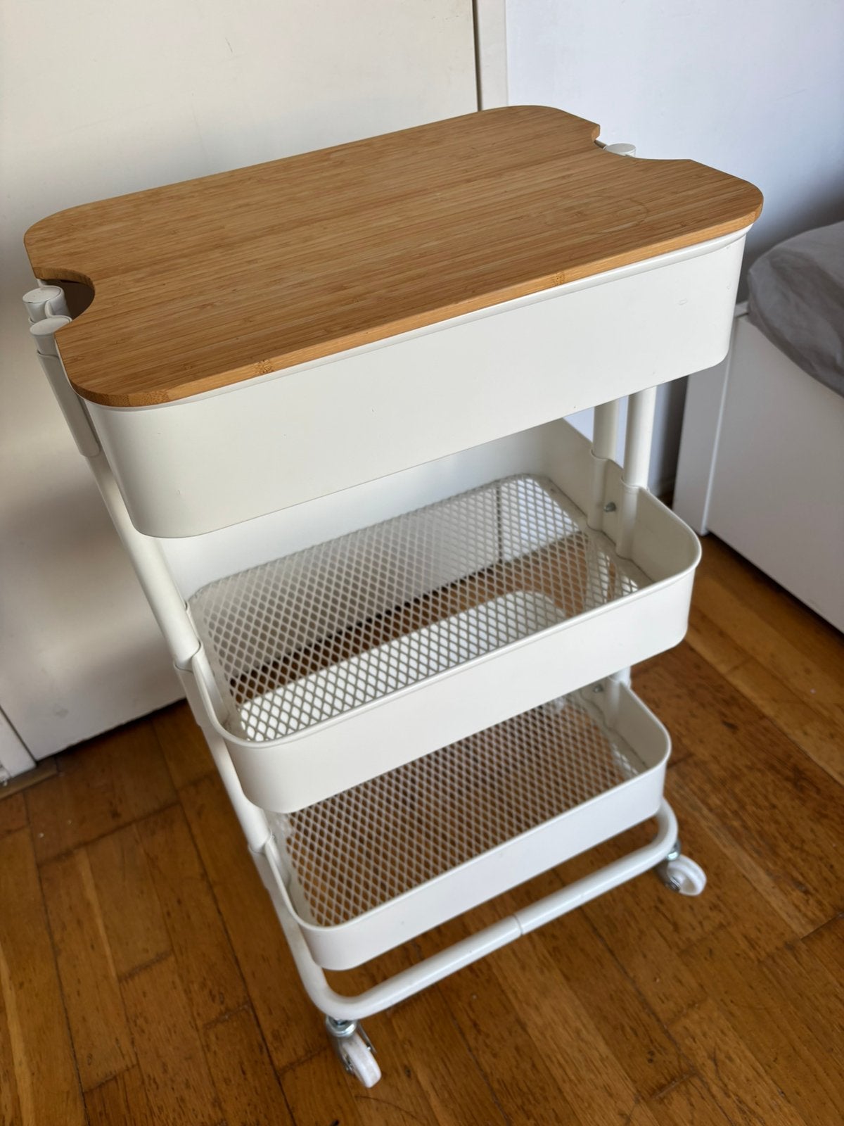 IKEA Raskog - Roltafel, Huis en Inrichting, Op wieltjes, Ophalen, Gebruikt