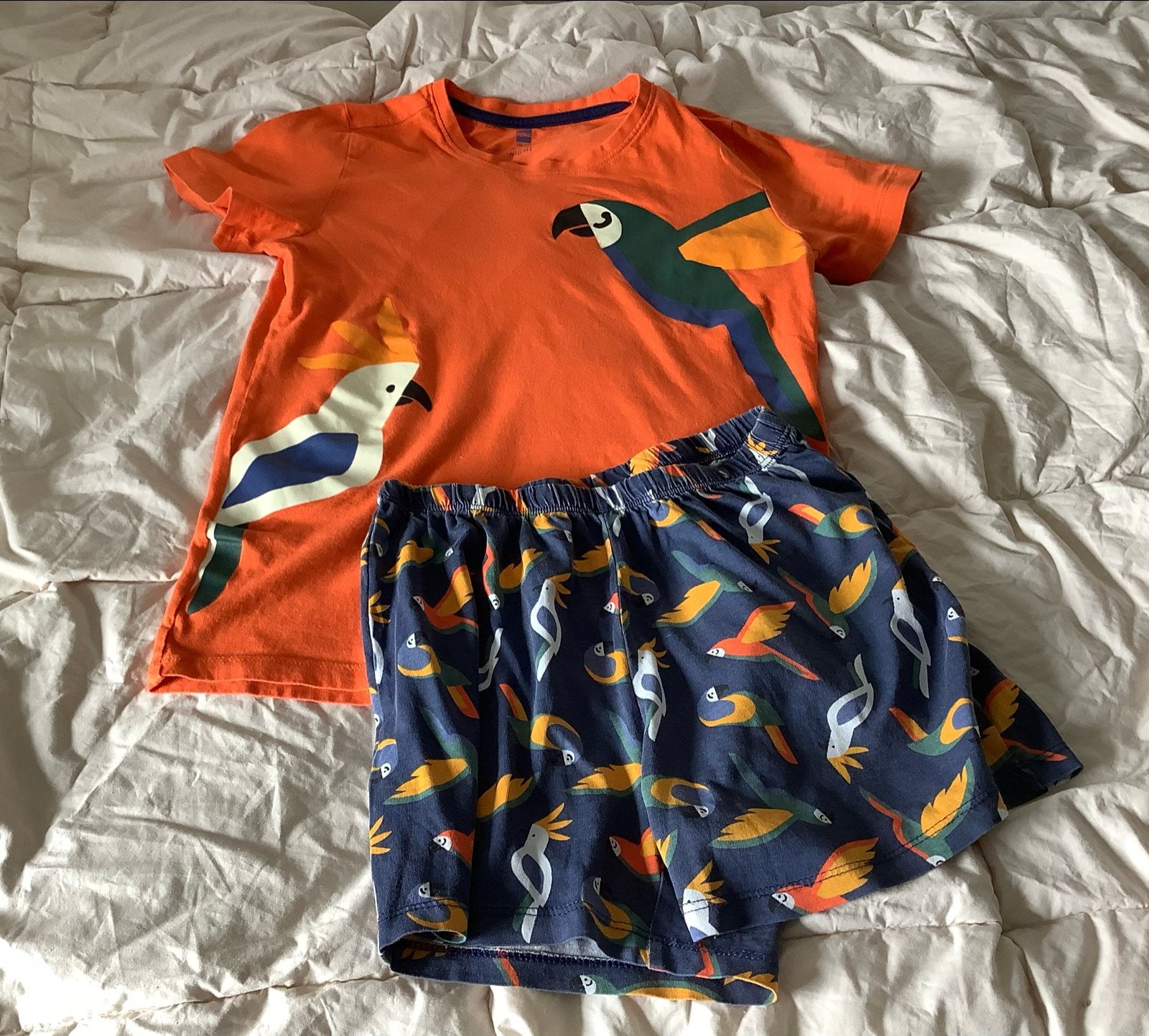 Hema pyjama set 146/152 met papegaaien, Kinderen en Baby's, Ophalen of Verzenden, Gebruikt, Jongen of Meisje, Nacht- of Onderkleding