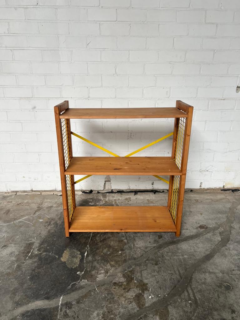 Industriële houten kast / vakkenkast met metalen rooster, Ophalen of Verzenden, Zo goed als nieuw