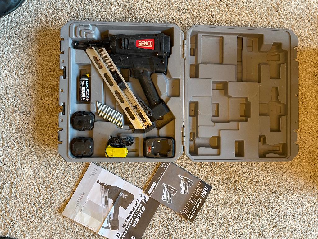 Senco GT65DA DA-Nagel afwerktacker op gas 32-64 mm, Ophalen of Verzenden, Zo goed als nieuw