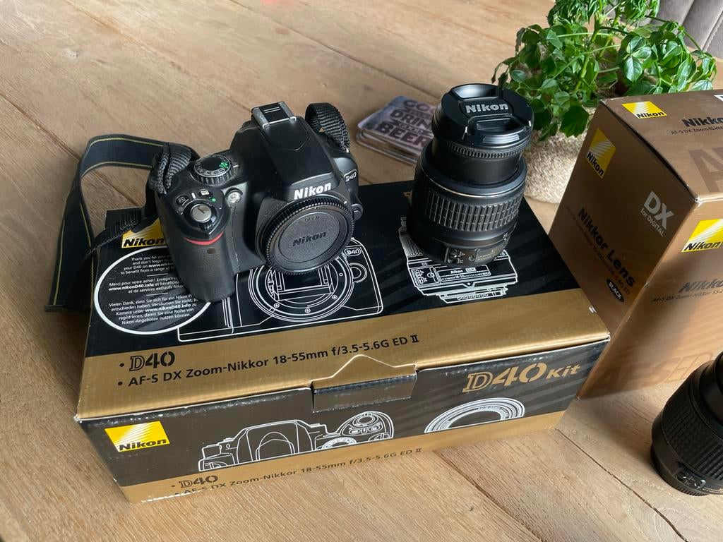 Nikon D40 spiegelreflexcamera met 2 lenzen en flitser, Ophalen, Gebruikt, Spiegelreflex, 4 t/m 7 keer