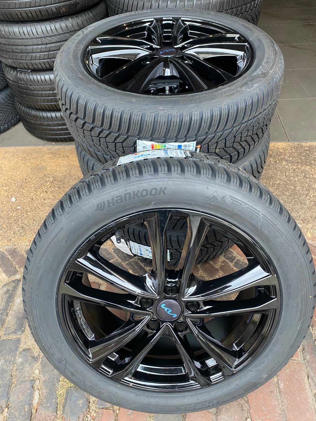 NIEUWE 19” Kia sportage NQ5 velgen + 235/50 R19 winterbanden, 19 inch, Banden en Velgen, Nieuw, 235 mm
