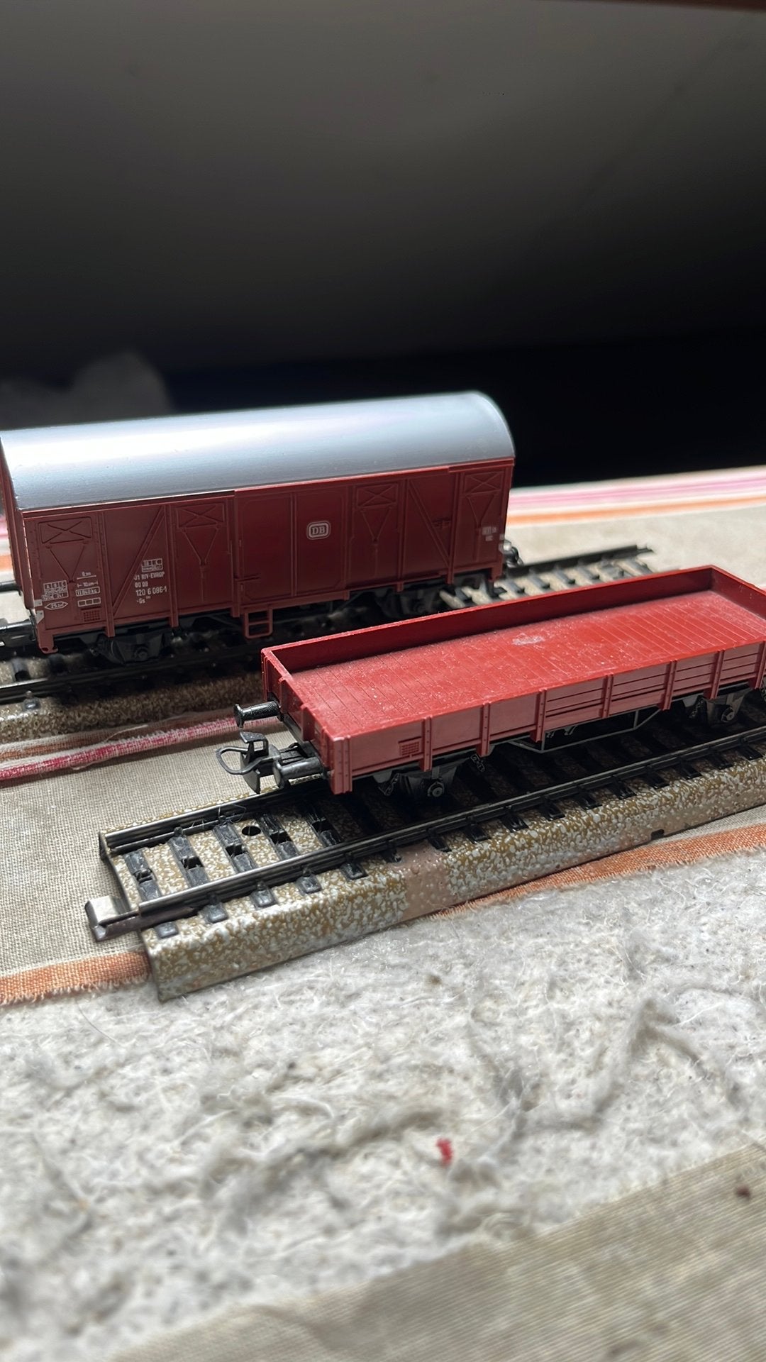 Te koop 2 wagonnetjes van marklin 4410,4423, Wisselstroom, Rails, Ophalen of Verzenden, Zo goed als nieuw