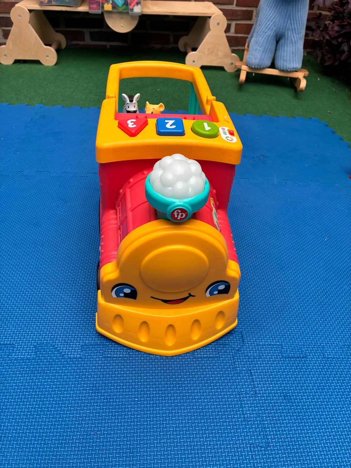 Fisher-Price Dierentrein met geluid en licht, Ophalen, Zo goed als nieuw