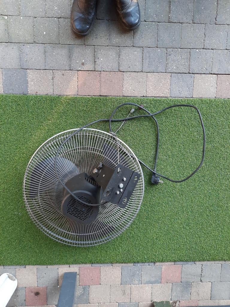 3 professionele ventilator s., Ophalen