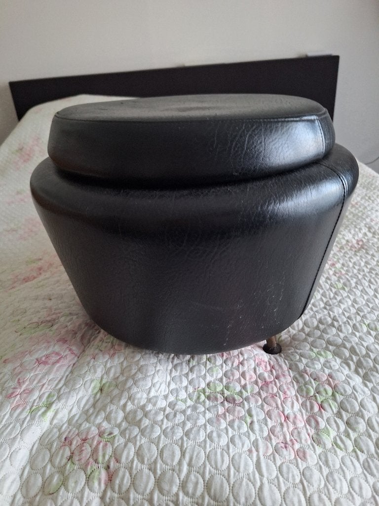 Vintage poef, Huis en Inrichting, Banken | Voetenbanken en Poefen, Ophalen, Overige materialen, Minder dan 50 cm, Gebruikt