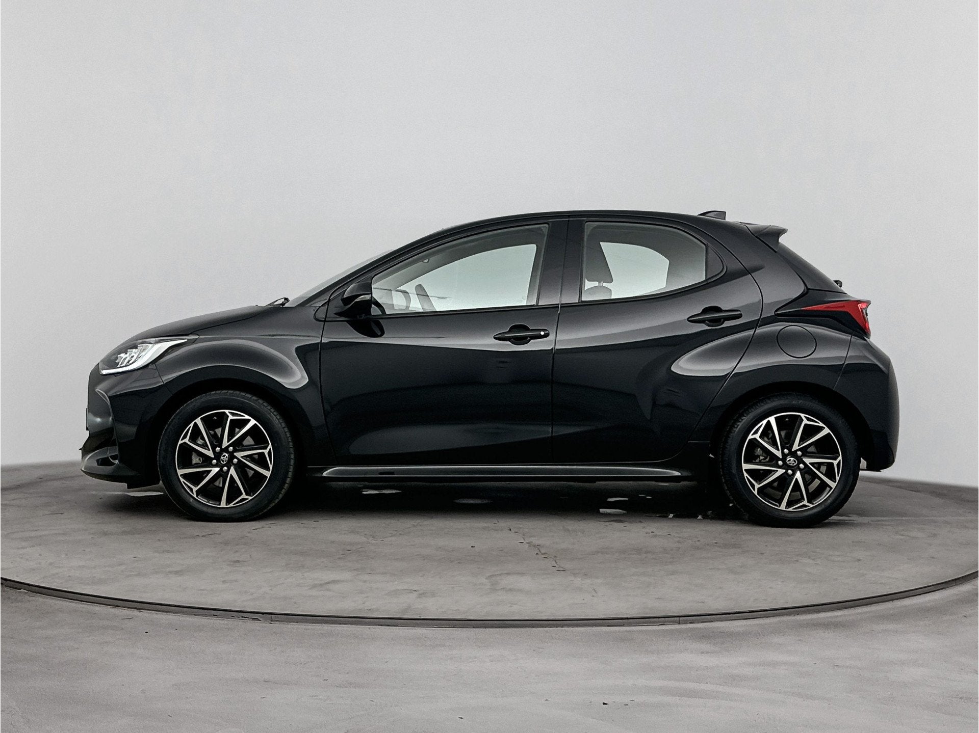 Toyota Yaris 1.5 Hybrid TeamNL | Apple Carplay/Android Auto, Auto's, 12 maanden, Gebruikt, Bedrijf, Adaptive Cruise Control