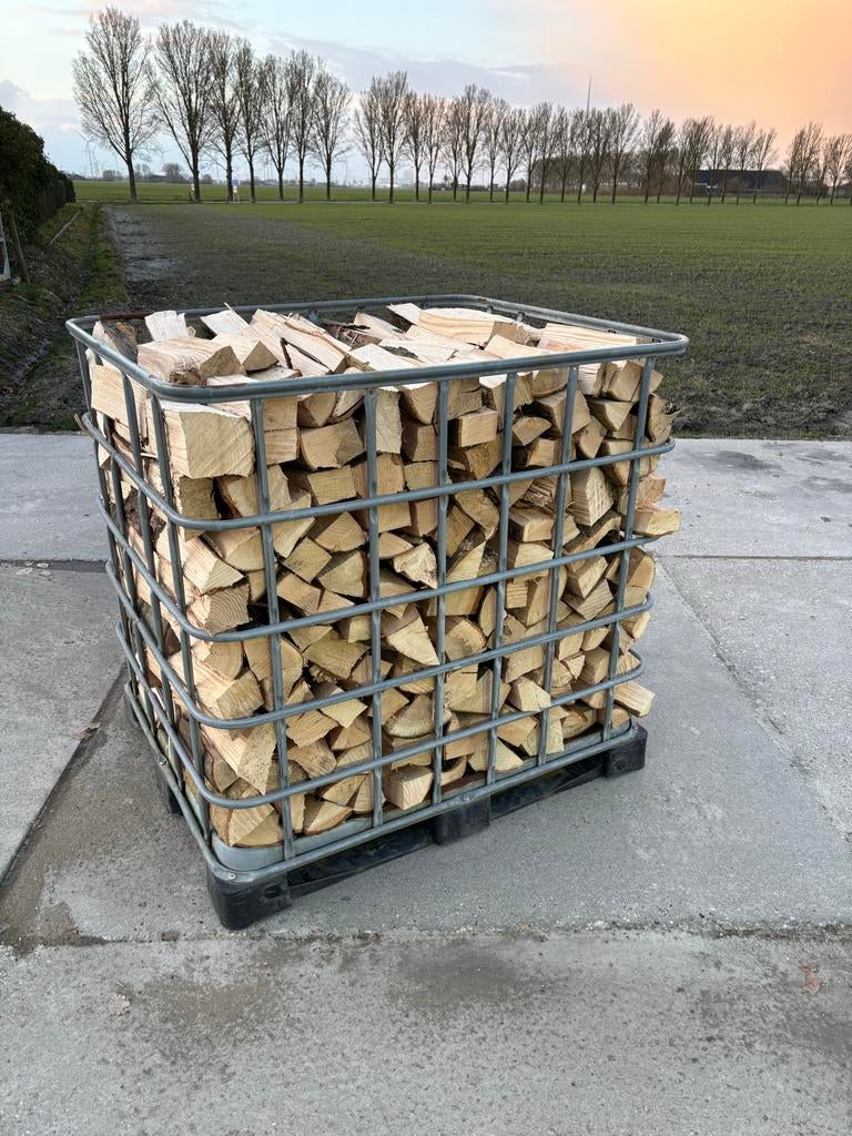 Vers gekloofd essen hout haardhout, Tuin en Terras, Haardhout, 6 m³ of meer, Ophalen of Verzenden, Essenhout, Blokken