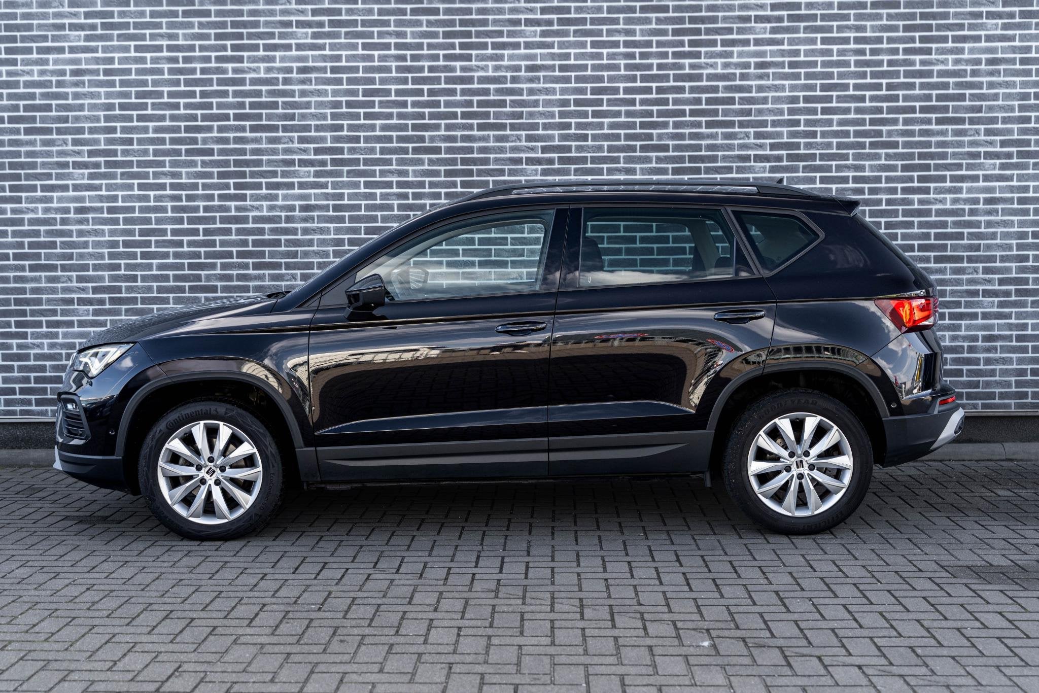 SEAT Ateca 1.5 TSI DSG Style Business Intense | Achteruitrij, Auto's, Dealer onderhouden, Stof, Euro 6, 4 cilinders