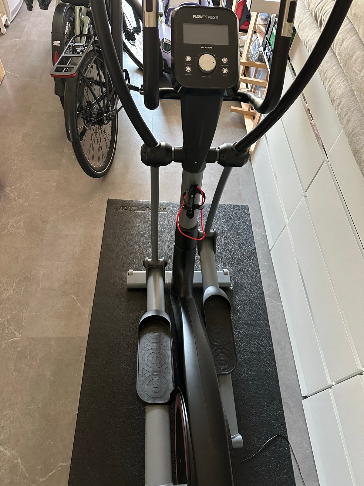 Flow Fitness Glider Crosstrainer - Cross trainer, Sport en Fitness, Fitnessapparatuur, Ophalen, Gebruikt, Armen, Crosstrainer