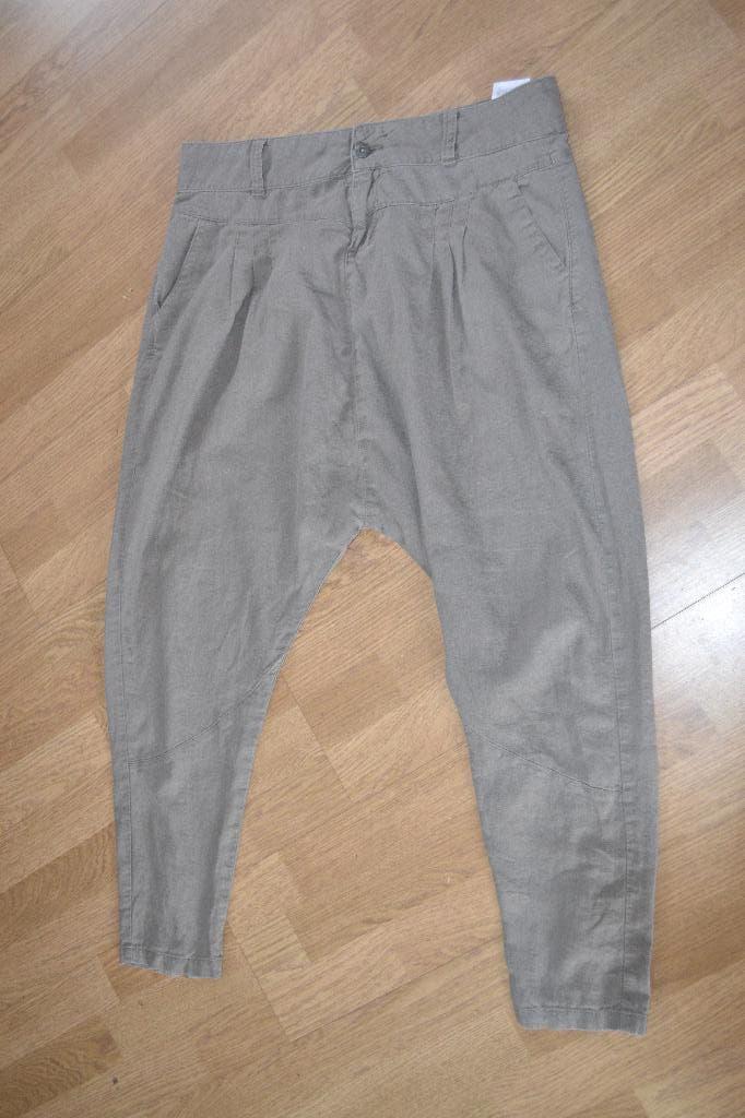 Harem broek van Only maat 40, Kleding | Dames, Broeken en Pantalons, Maat 38/40 (M), Beige, Ophalen of Verzenden, Zo goed als nieuw