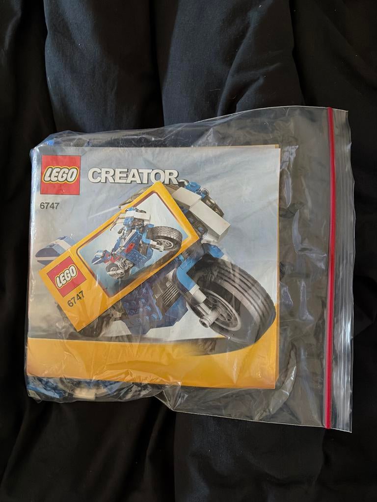 LEGO Creator 6747 Race Motorbike - Complete Set, Ophalen of Verzenden, Zo goed als nieuw, Complete set, Lego