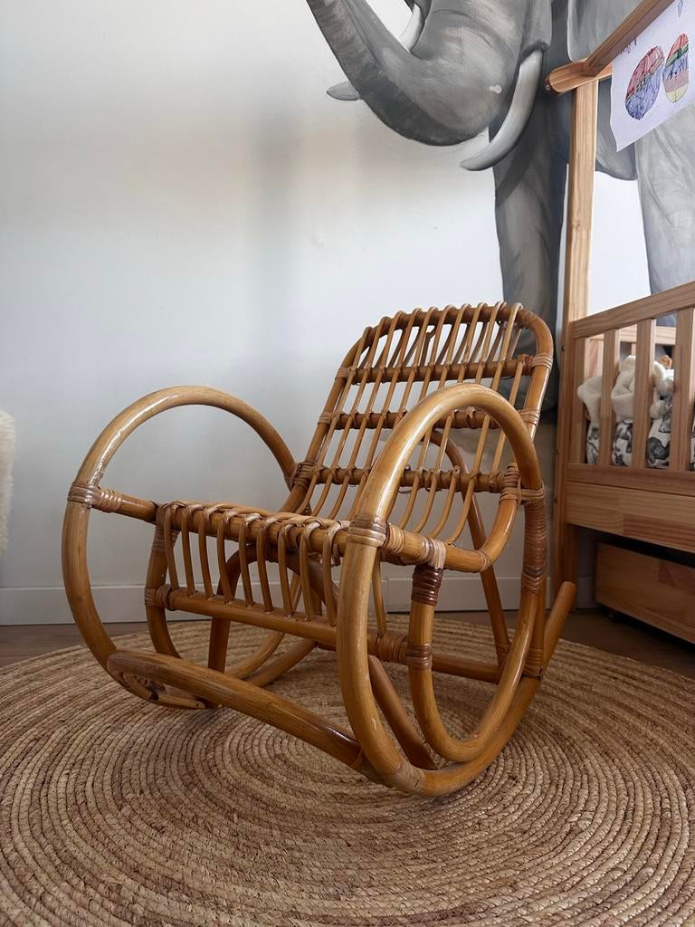 Rotan kinder schommelstoeltje, Ophalen, Gebruikt, Stoel